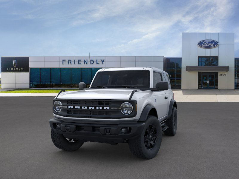 2023 Ford Bronco Black Diamond photo 2