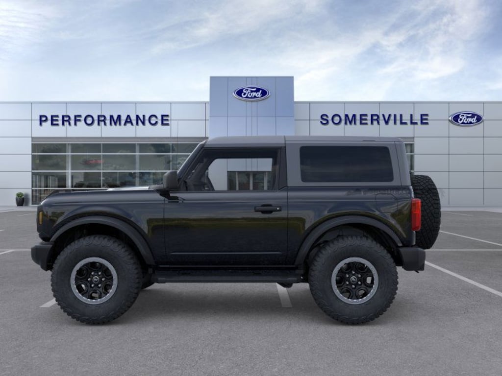 New 2025 Ford Bronco Base SUV