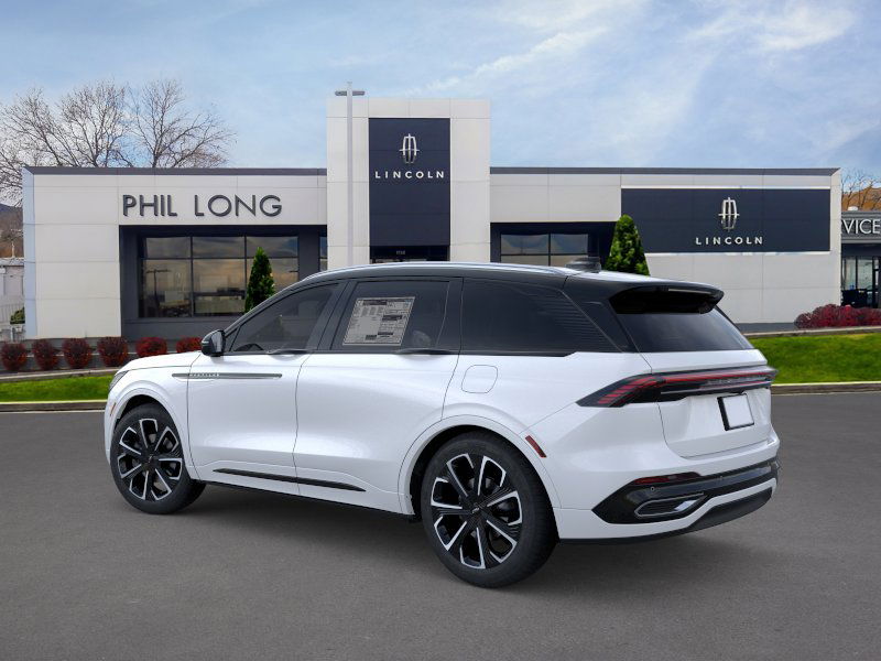 2026 Lincoln Nautilus Reserve photo 4