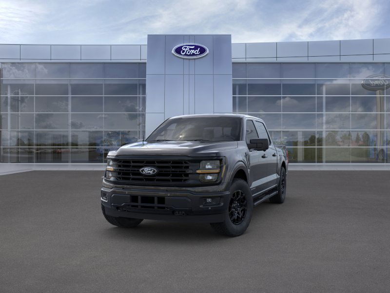 2025 Ford F-150 XLT photo 2