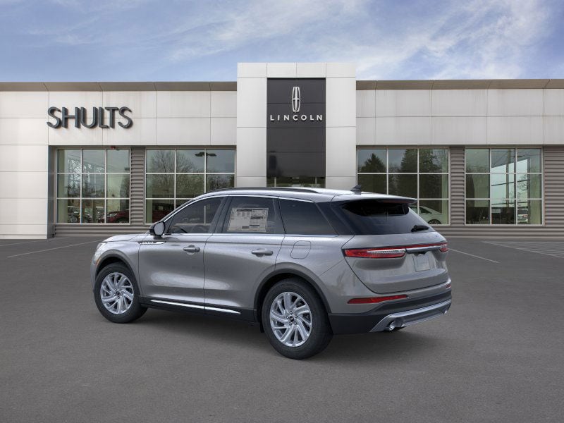 2026 Lincoln Corsair Premiere photo 3