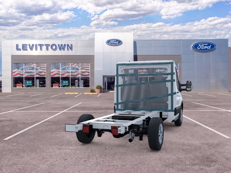 2025 Ford Transit Cutaway Base - Photo 21