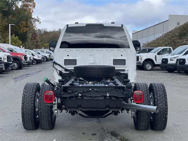 Thumbnail: 2024 Ford Econoline - 32