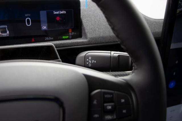 2025 Ford Mustang Mach-E Premium - Photo 36