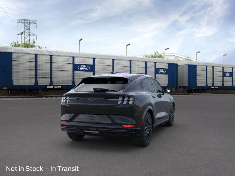 2025 Ford Mustang Mach-E Premium 8