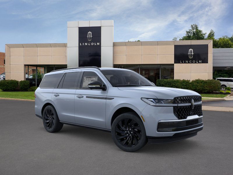 2025 Lincoln Navigator Reserve's photo