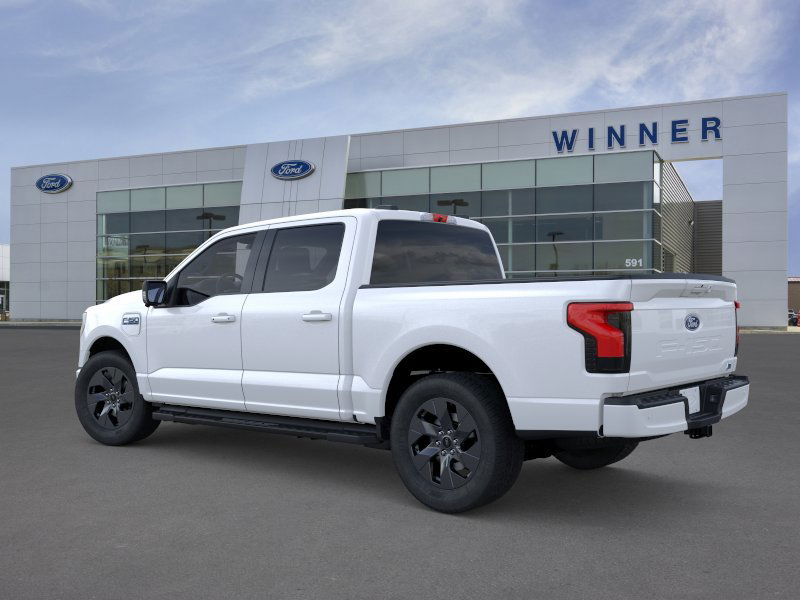 2025 Ford F-150 Lightning photo 4