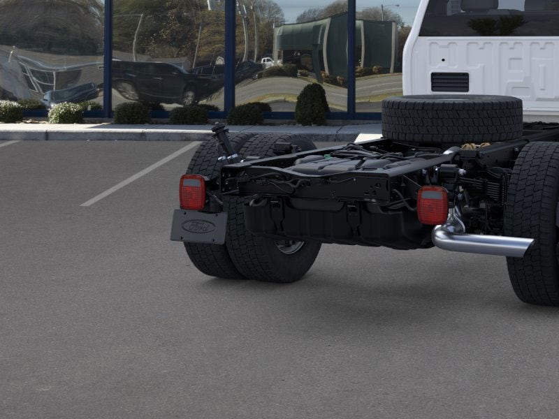 2026 Ford F-550 Super Duty Chassis Cab XL - Photo 49
