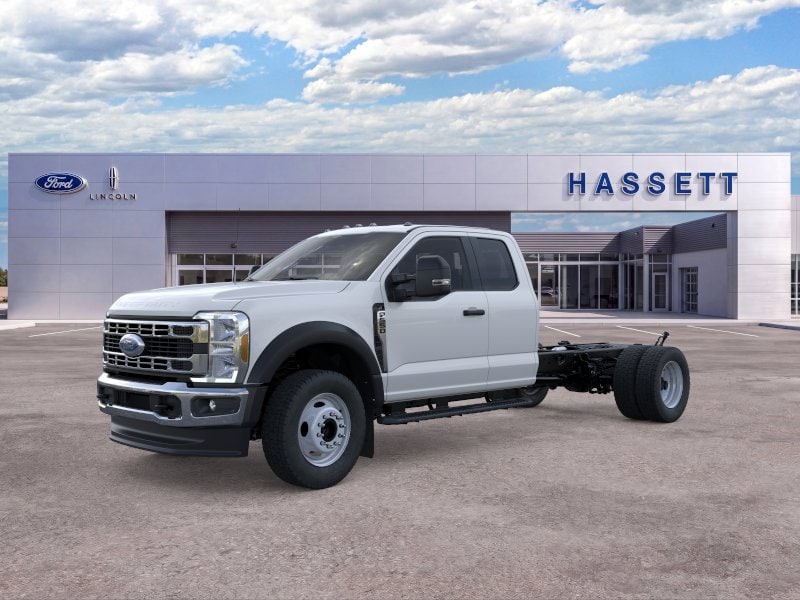 2025 Ford F-550 Super Duty Chassis Cab XL - Photo 26