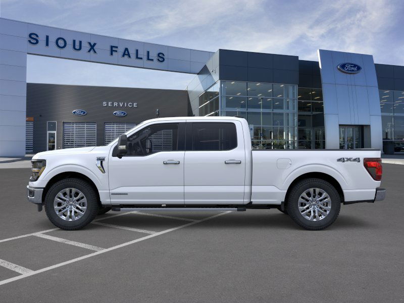 2025 Ford F-150 XLT photo 2