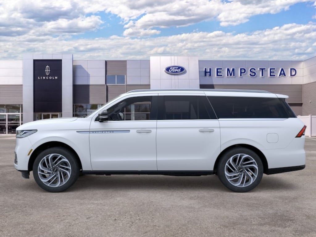 New 2026 Lincoln Navigator L Reserve SUV