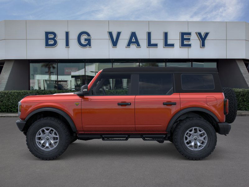 2024 Ford Bronco Badlands photo 3