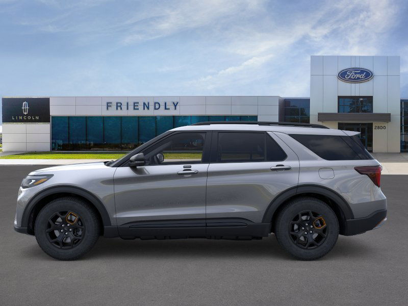 2026 Ford Explorer photo 3
