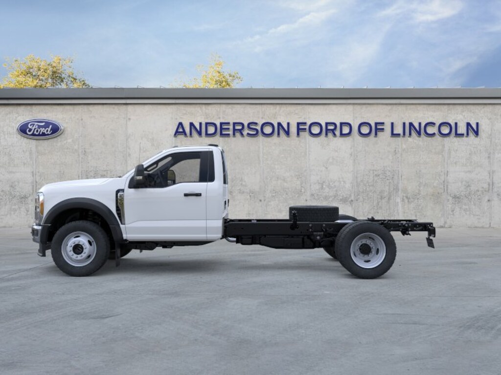 New 2026 Ford Chassis Cab F-550® XLT TRUCK