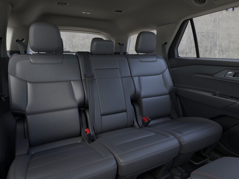 2025 Ford Explorer photo 8