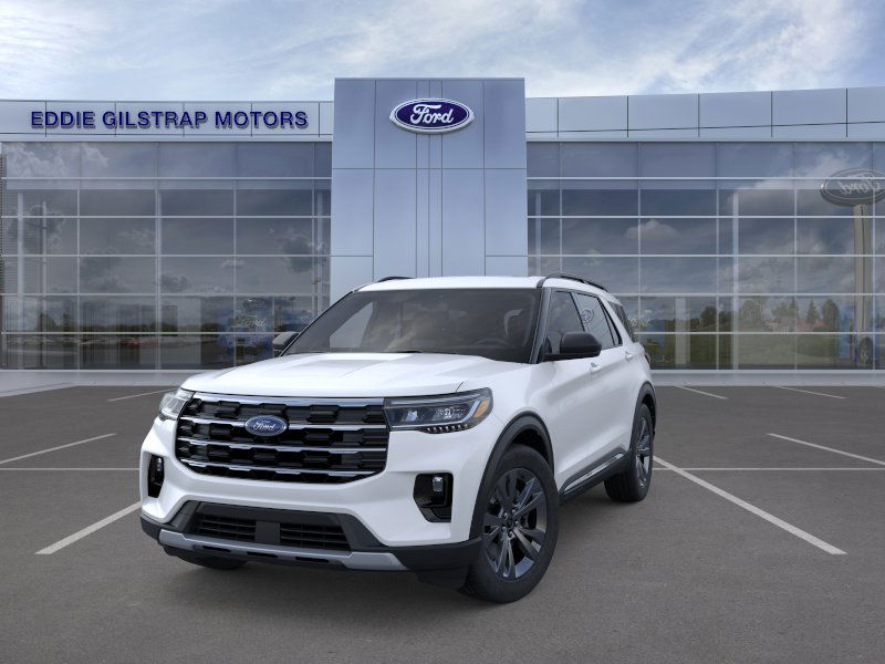 2025 Ford Explorer photo 2