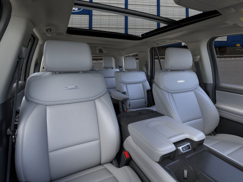 2025 Ford Expedition Platinum photo 11