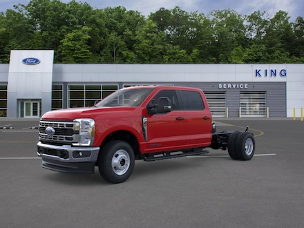 2026 Ford F-350 Chassis F-350 XL Truck Crew Cab