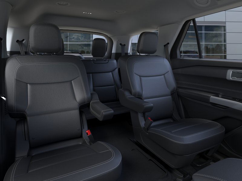 2024 Ford Explorer XLT photo 14