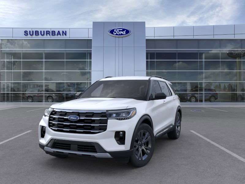 2025 Ford Explorer photo 2