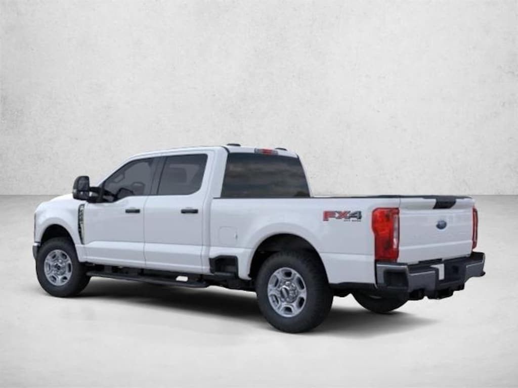 New 2026 Ford F-350 XLT Truck Crew Cab