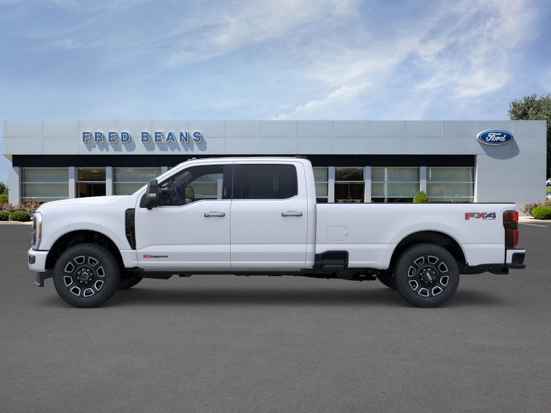 2026 Ford F-350 Platinum photo 4
