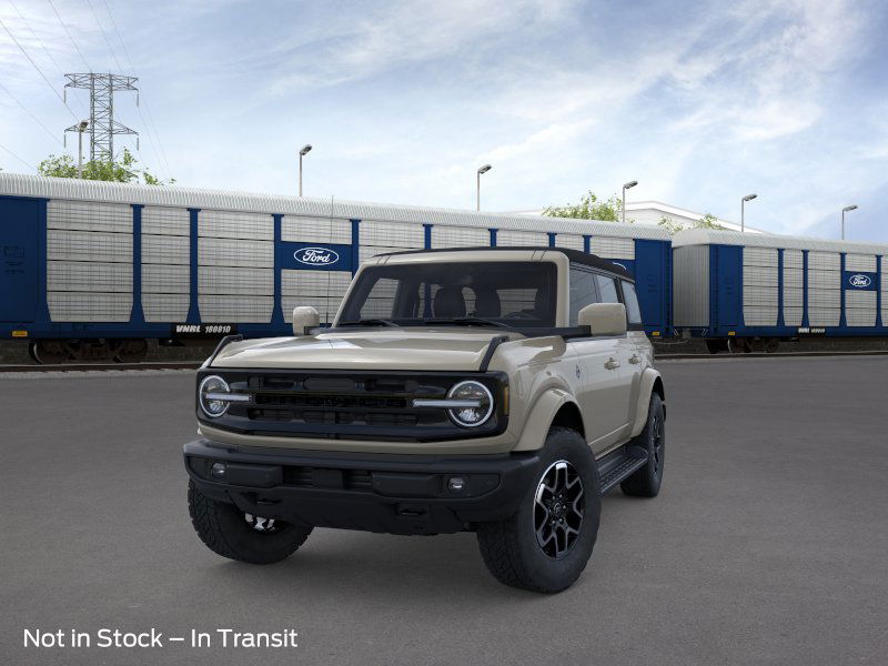 2025 Ford Bronco Outer Banks photo 2