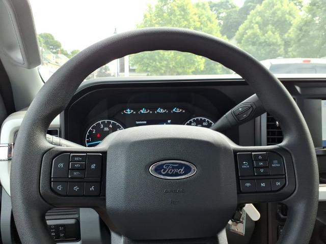 2026 Ford F-350 Super Duty XL - Photo 30