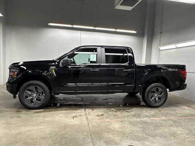 Thumbnail: 2025 Ford F-150 - 32