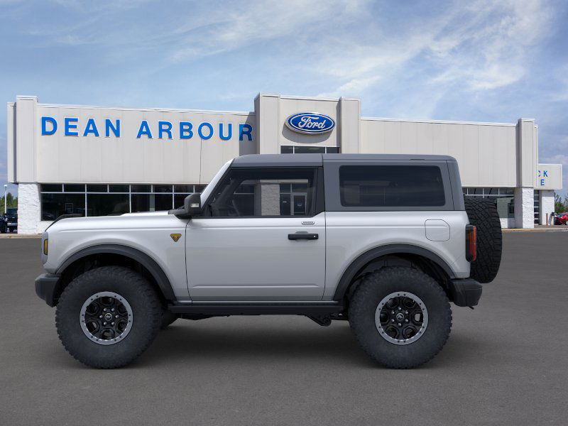 2023 Ford Bronco Badlands photo 3