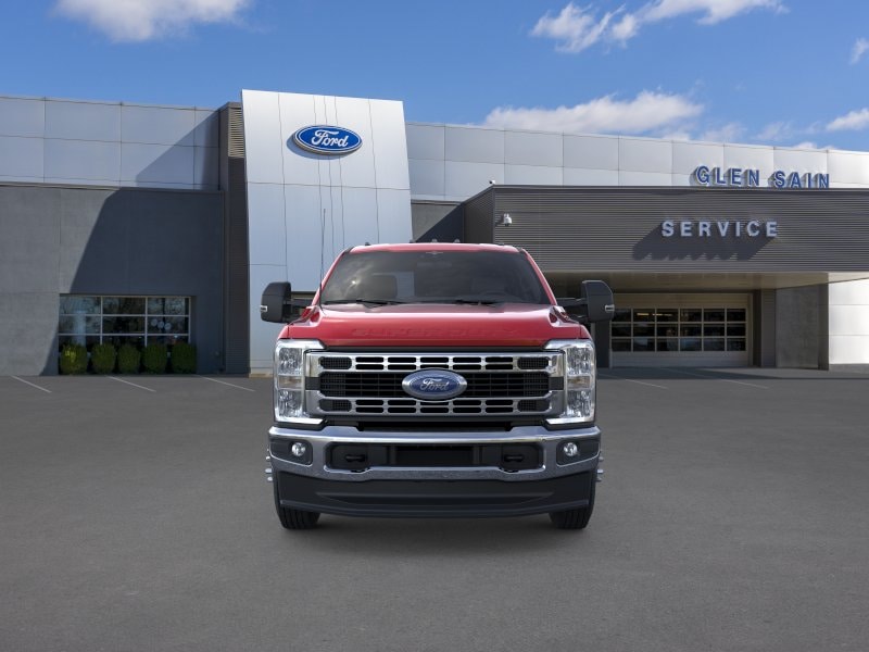 2025 Ford F-350 Super Duty Chassis Cab XLT - Photo 28