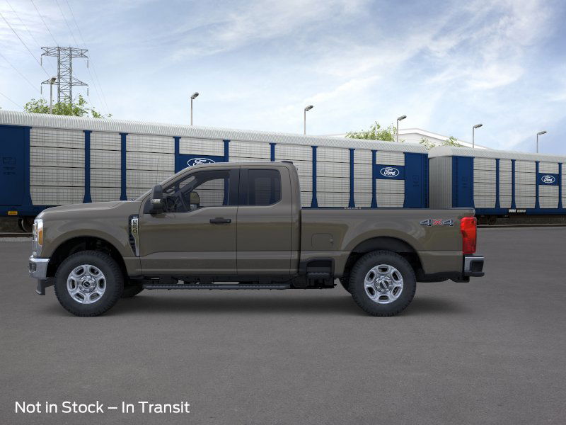2026 Ford F-250 XLT photo 2