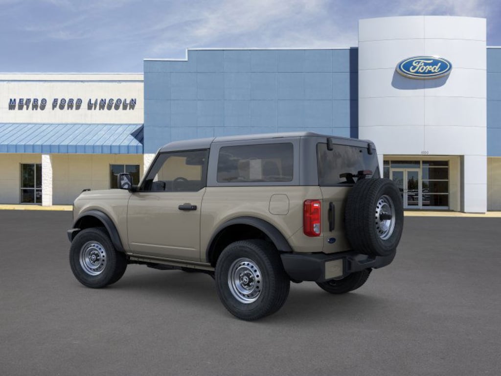 New 2025 Ford Bronco Base Sport Utility