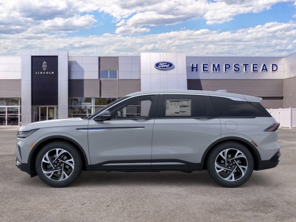 New 2026 Lincoln Nautilus Premiere SUV