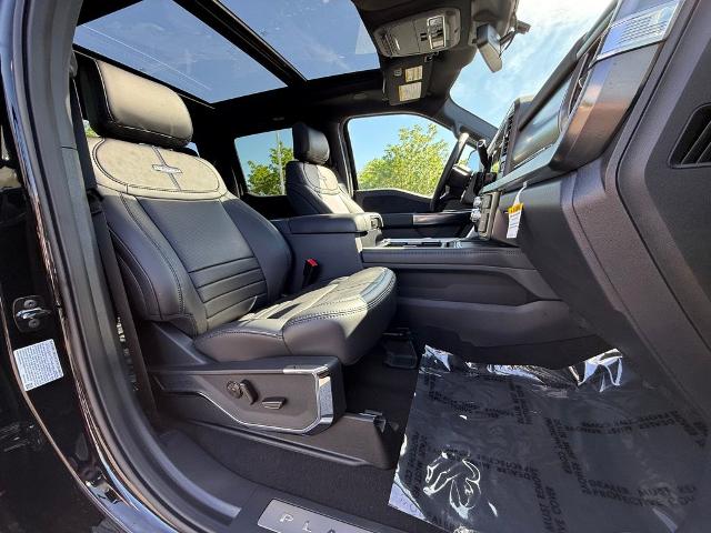 2025 Ford F-350 Super Duty Platinum - Photo 72