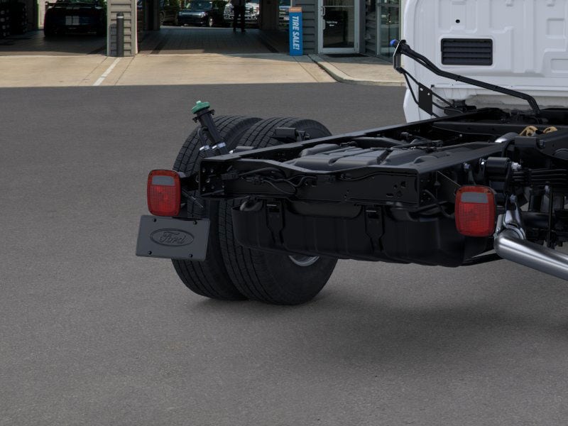 2025 Ford Super Duty F-350 DRW F-350 XL Truck Crew Cab 2025 Ford Super Duty F-350 DRW F-350 XL Truck Crew Cab