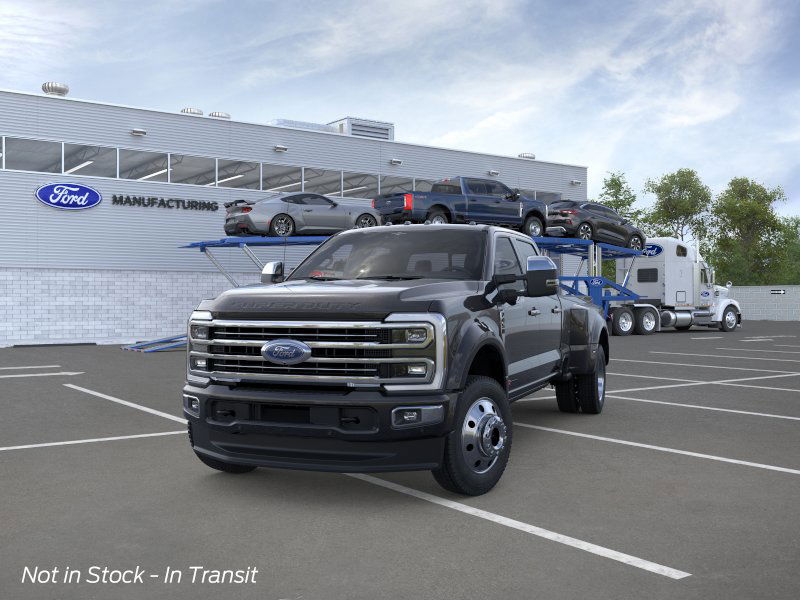 2026 Ford F-450 Platinum photo 2