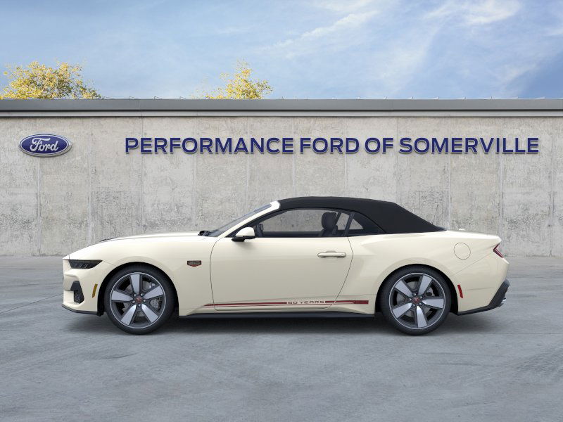 2025 Ford Mustang GT Premium Convertible photo 3