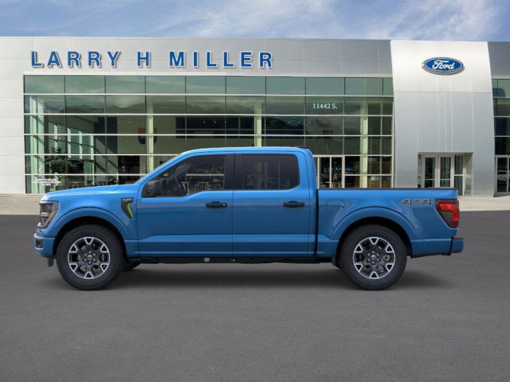 New 2025 Ford F-150 STX 4WD SuperCrew 5-1/2' Box V6 Engine