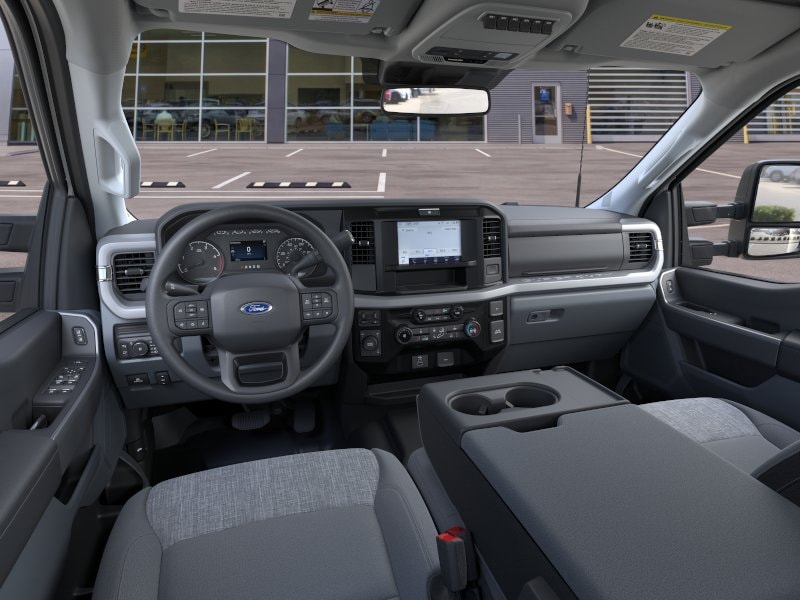 2026 Ford F-450 Super Duty Chassis Cab XLT - Photo 9