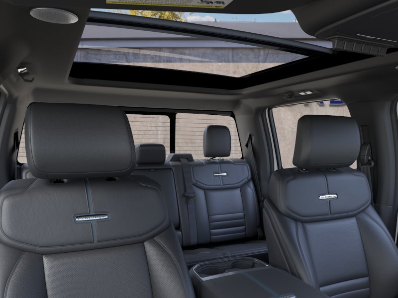 2026 Ford F-250 Super Duty Platinum - Photo 34