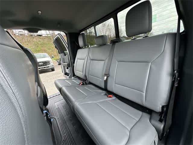 Thumbnail: 2025 Ford Econoline - 44