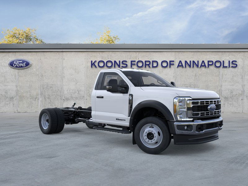 2025 Ford F-550 Super Duty Chassis Cab XL - Photo 30