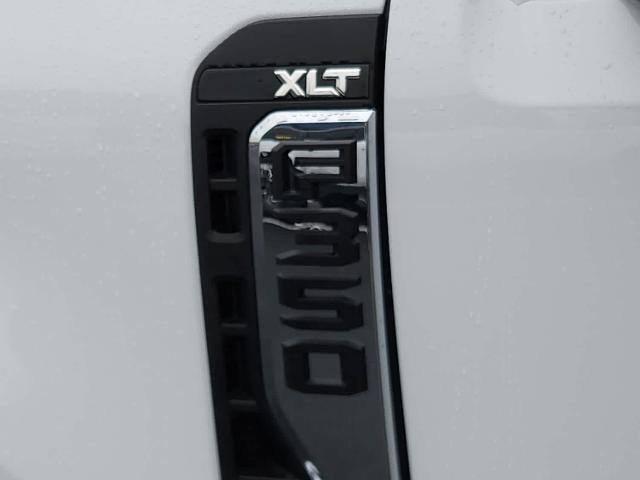 2026 Ford Super Duty F-350 DRW F-350 XLT 4WD Crew Cab 8 Box