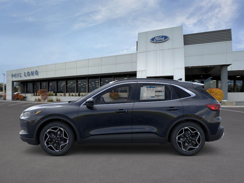 2026 Ford Escape Hybrid Platinum photo 2