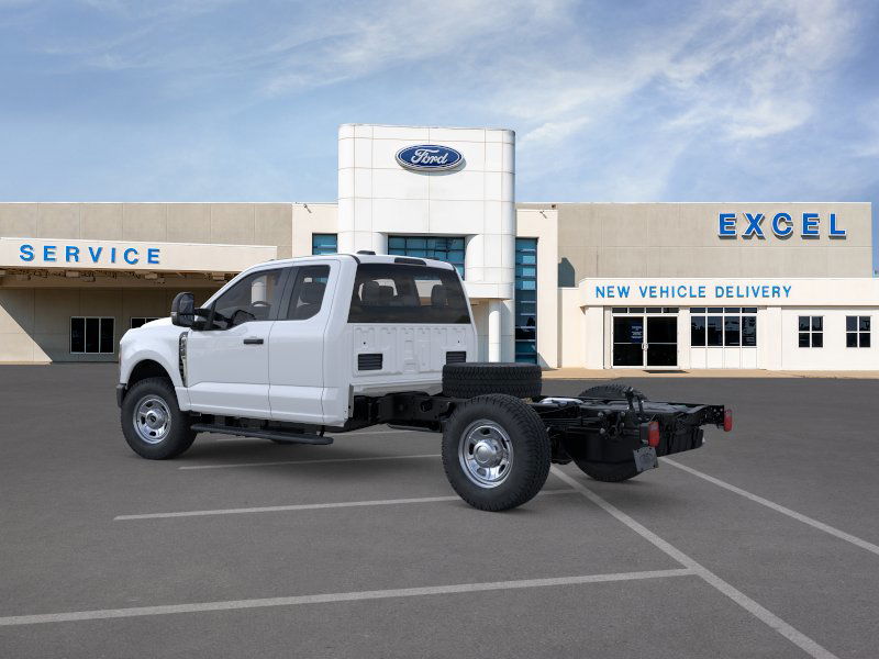 2026 Ford F-350 photo 4