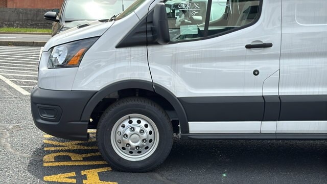 2025 Ford Transit Van Base - Photo 29