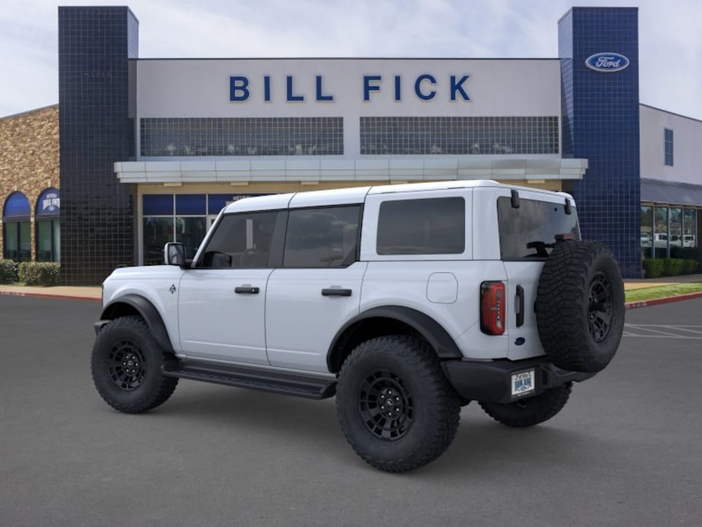 New 2026 Ford Bronco Outer Banks SUV