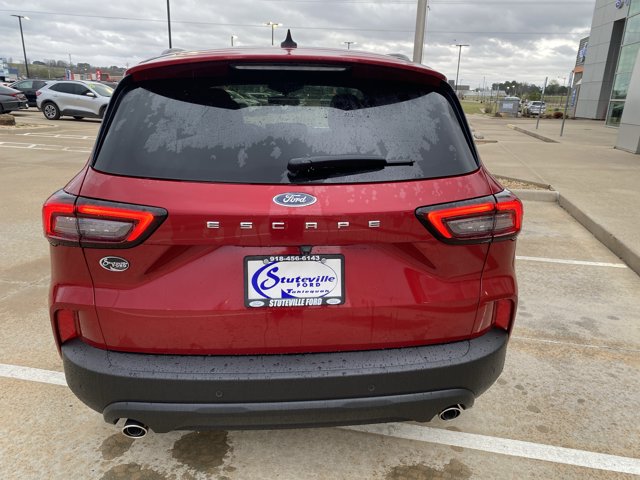 2026 Ford Escape ST-Line - Photo 16