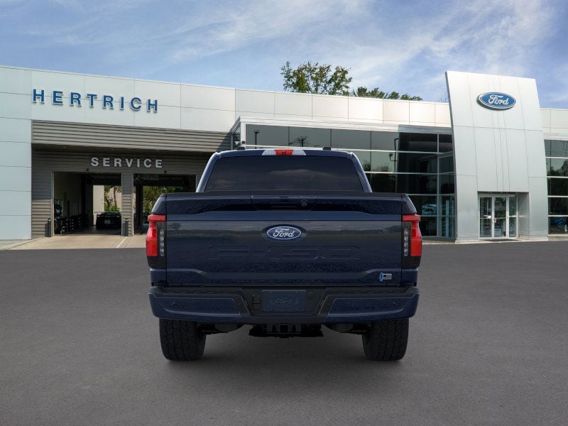 2025 Ford F-150 Lightning Flash TRUCK